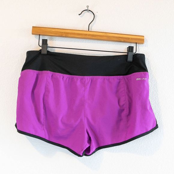 Nike Track Running Athletic Shorts Quick Dry Material Purple Women’s Medium - Picture 3 of 12